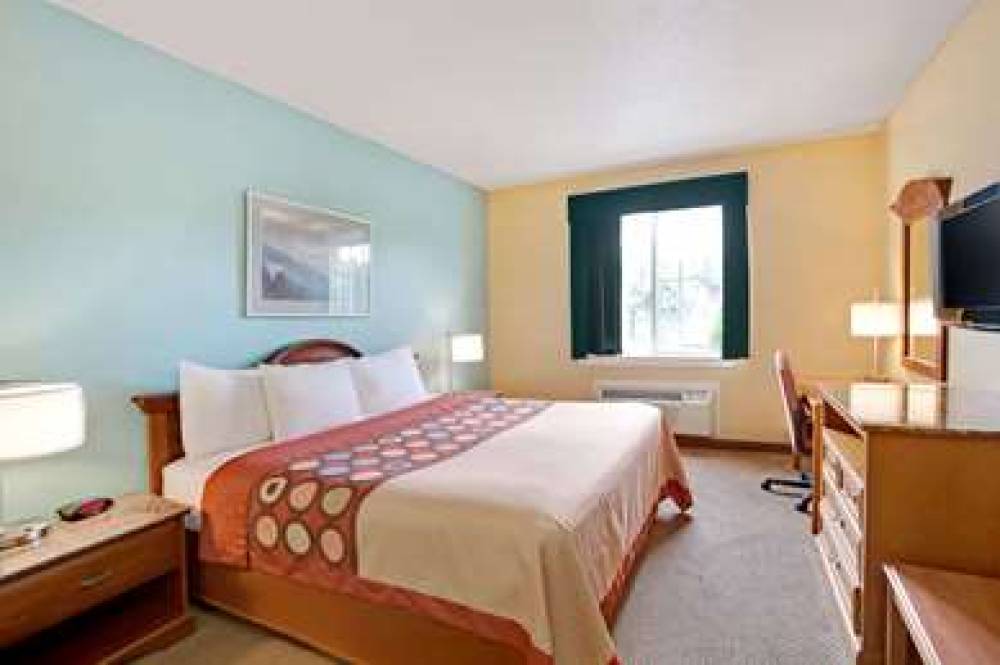 Super 8 By Wyndham Salisbury 9