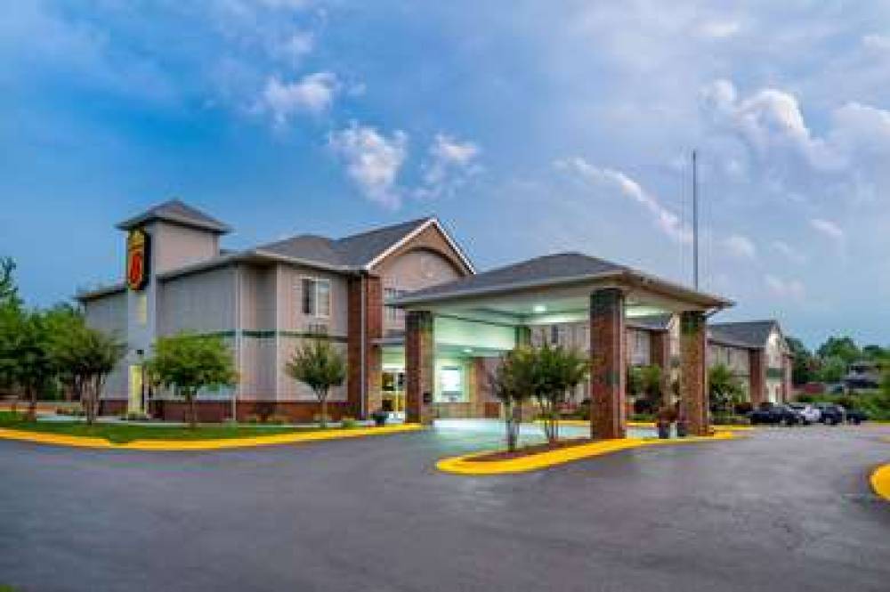 Super 8 By Wyndham Salisbury