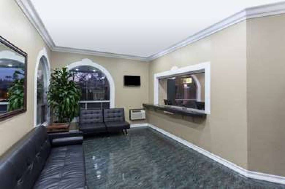 SUPER 8 BY WYNDHAM SAN DIEGO HOTEL 6