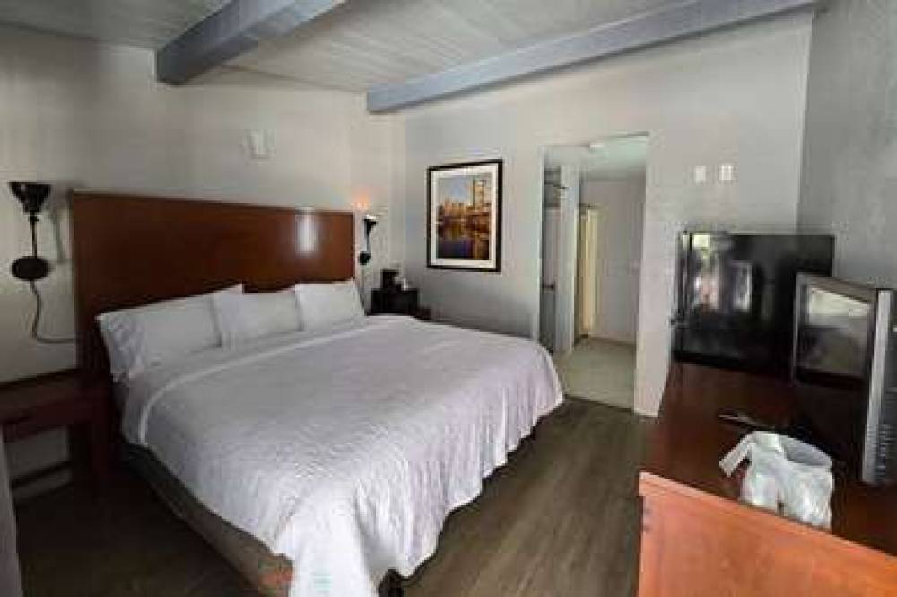 SUPER 8 BY WYNDHAM SAN JOSE AIRPORT 4