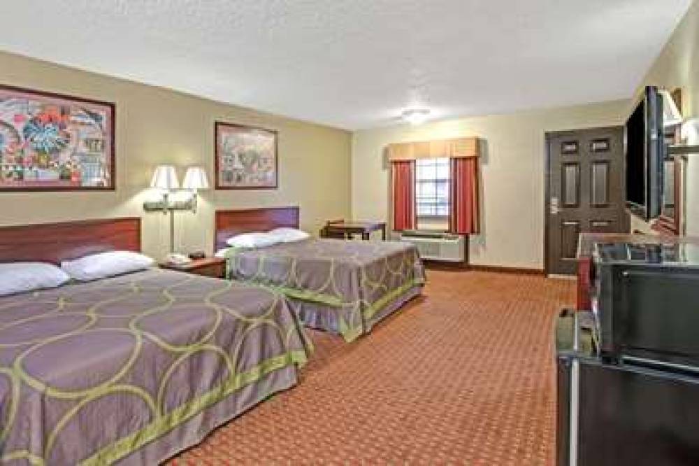 SUPER 8 BY WYNDHAM SHAWNEE 5