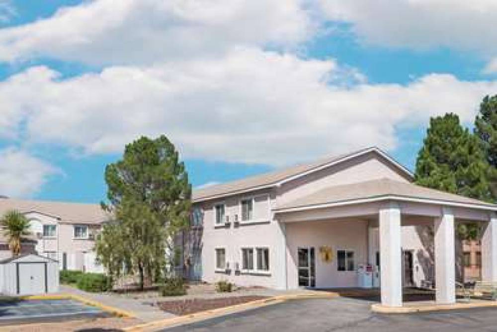Super 8 By Wyndham Socorro
