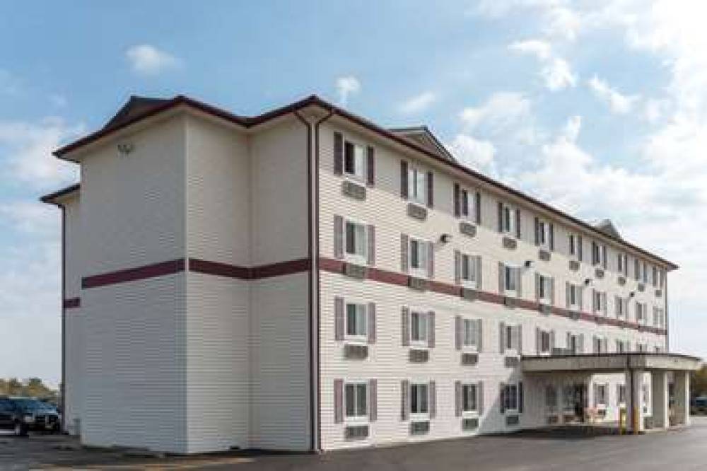 Super 8 By Wyndham Springfield East