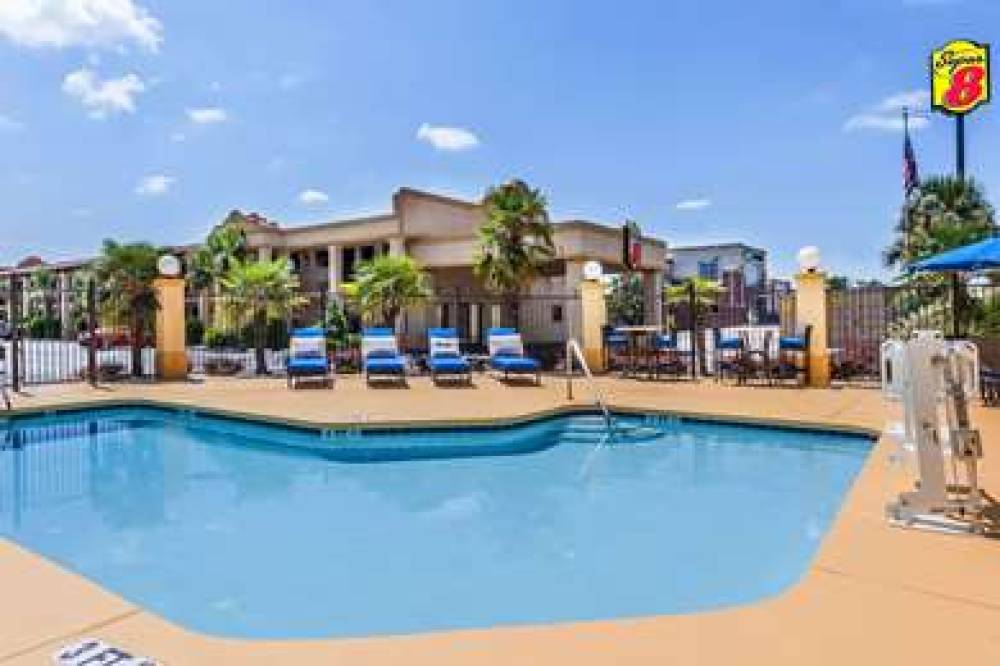 Super 8 By Wyndham Stockbridge 4
