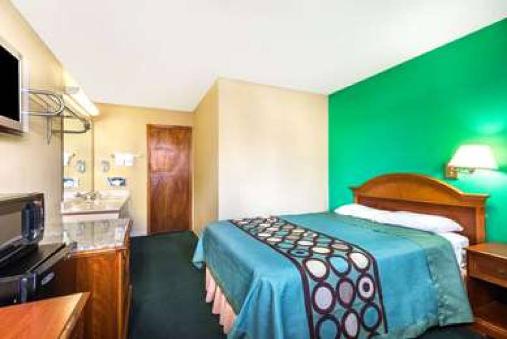 Super 8 By Wyndham Vandalia/Dayton International Airport 9