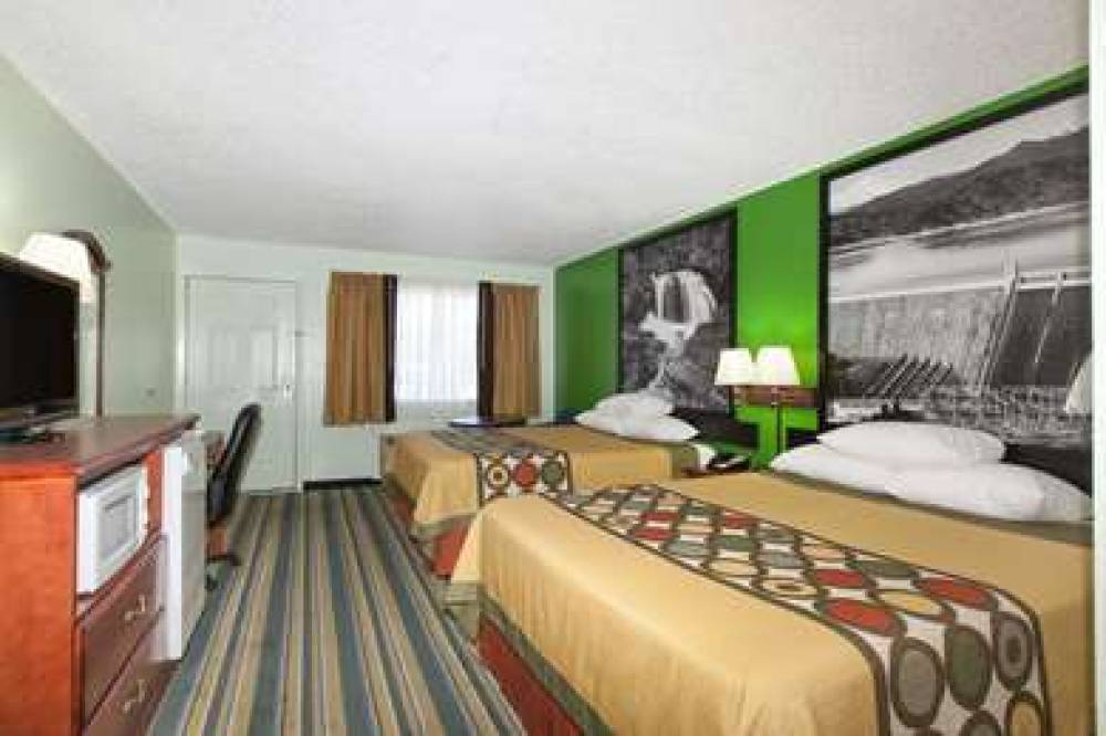 SUPER 8 BY WYNDHAM YREKA 9