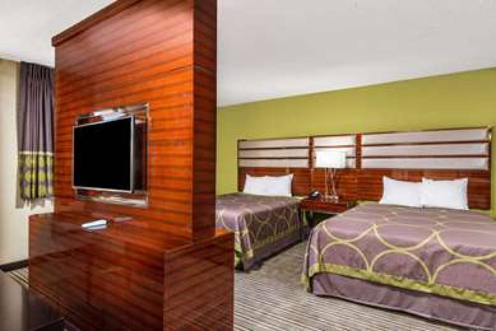 SUPER 8 COPLEY AKRON 8