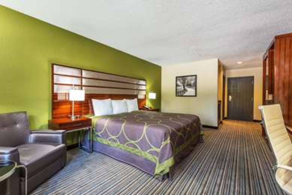 SUPER 8 COPLEY AKRON 5