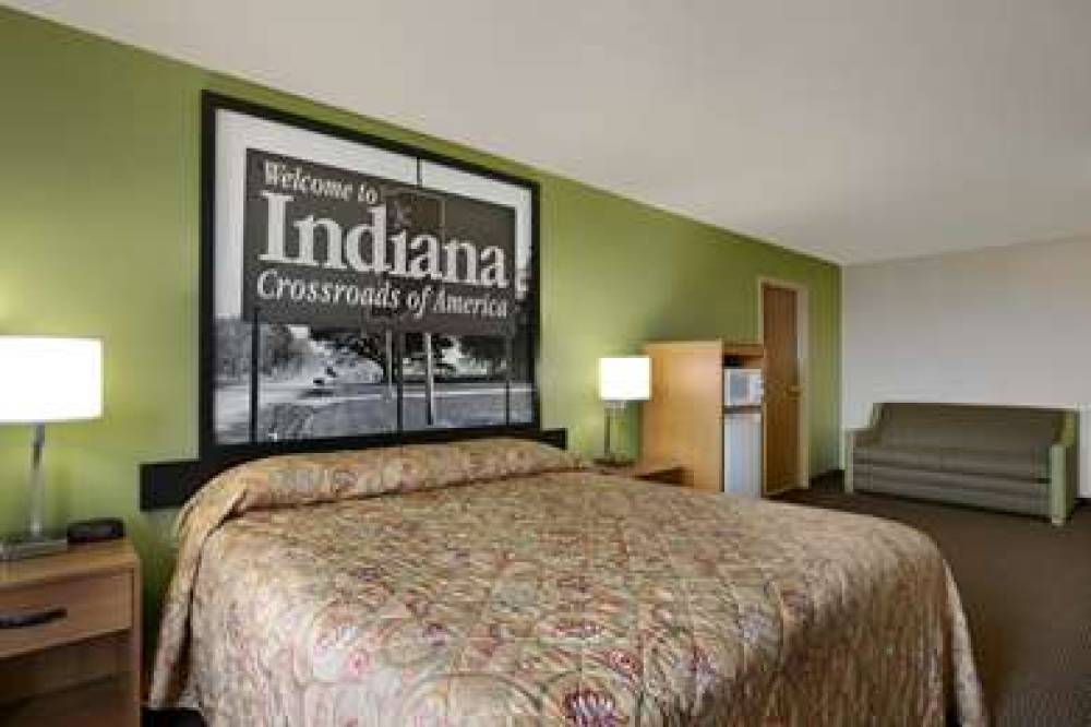 SUPER 8 CORYDON 6