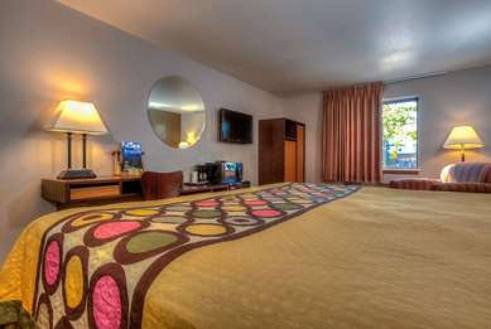 Super 8 Jackson Hole 9