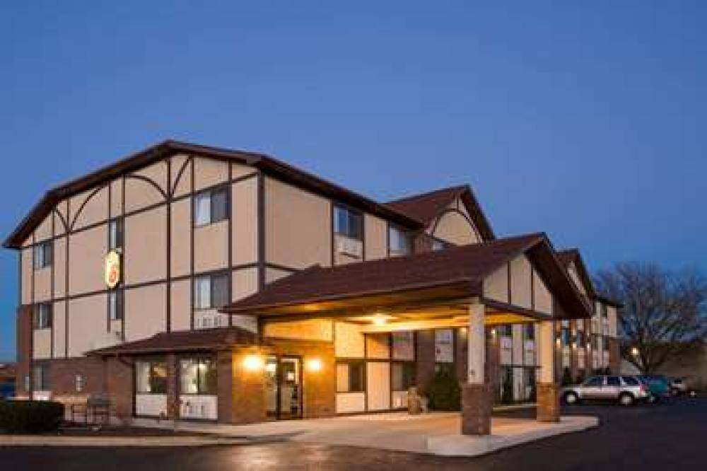 Super 8 Woodstock