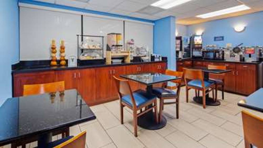 SureStay By Best Western Lenoir City 3