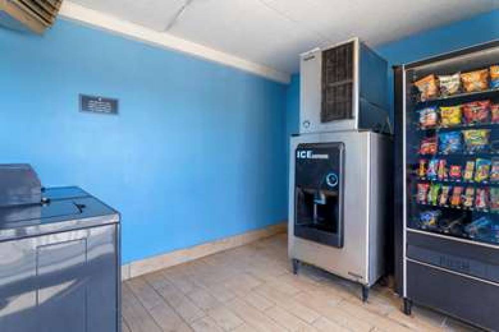 SureStay By Best Western Lenoir City 1