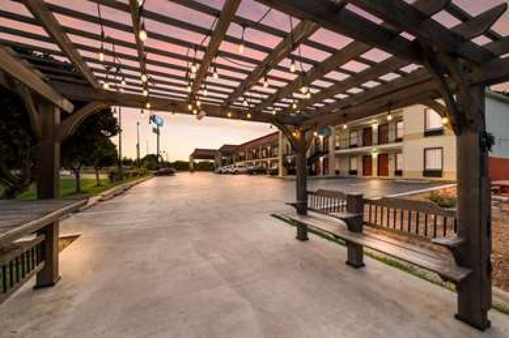Surestay By Best Western Meridian