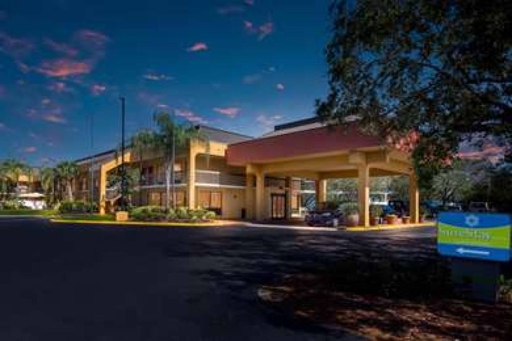 SureStay By Best Western St. Pete Clearwater Airport 9