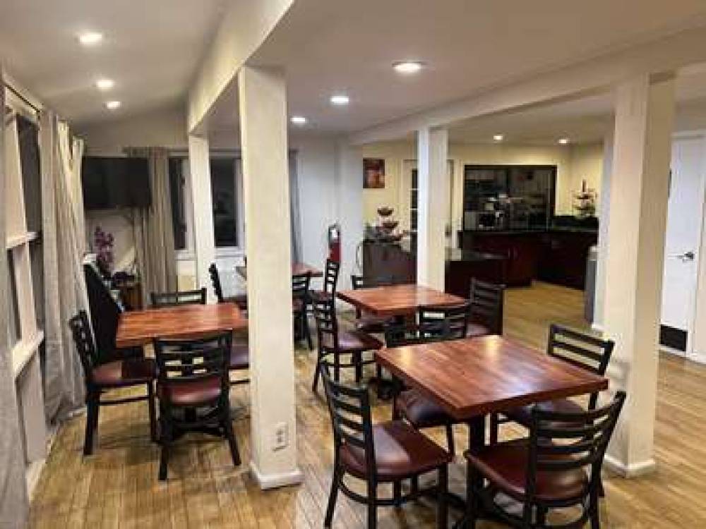 SureStay Plus By Best Western Woodbury Inn 8