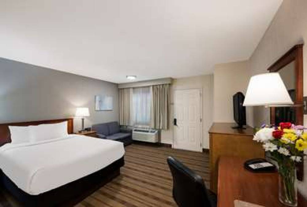 SureStay Plus By Best Western Woodbury Inn 3