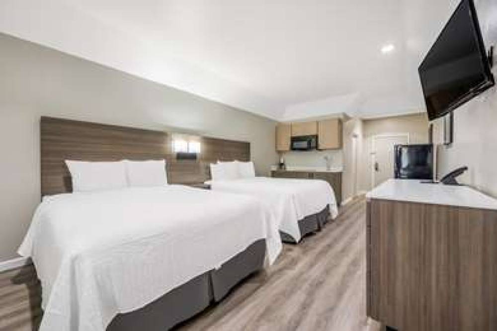 SureStay Studio By Best Western Conroe Downtown 6