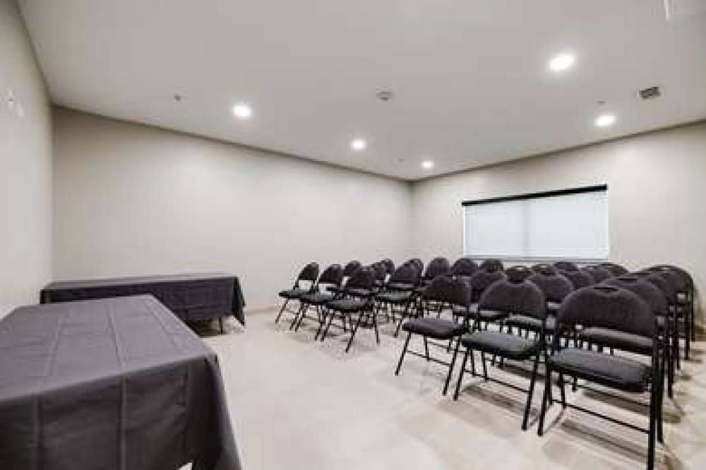 SureStay Studio By Best Western Conroe Downtown 4