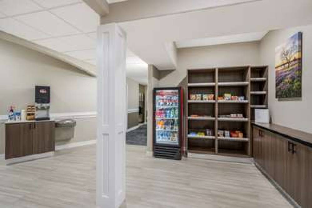 SureStay Studio By Best Western Conroe Downtown 3