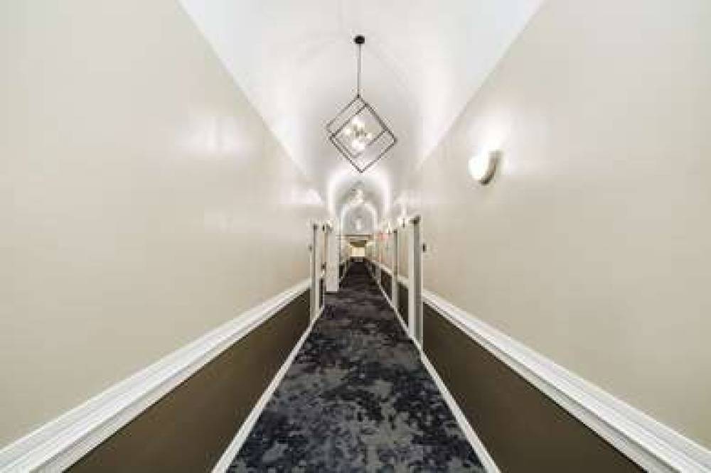 SureStay Studio By Best Western Conroe Downtown 1