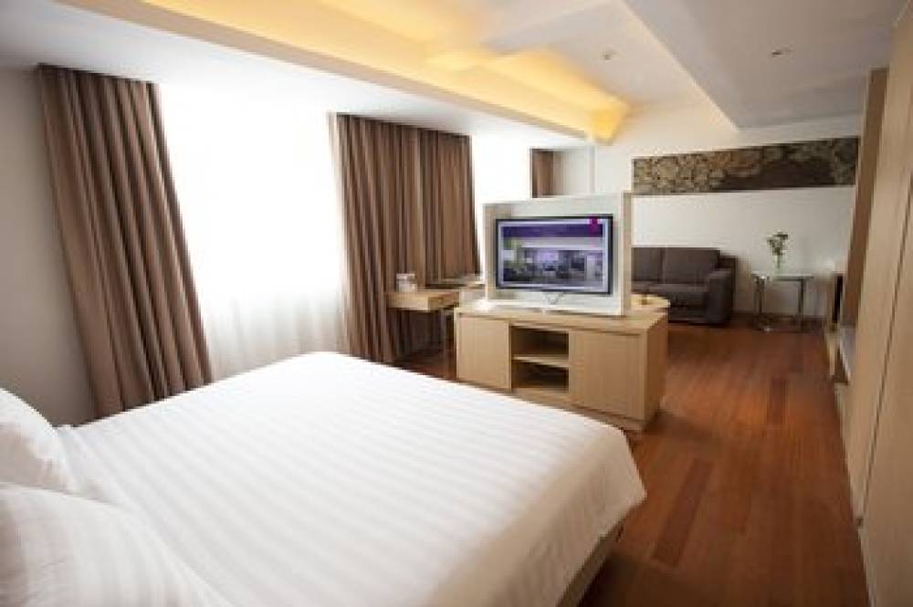 SWISS BELINN AIRPORT JAKARTA 6