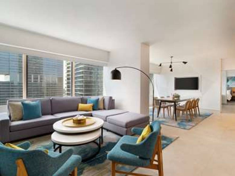 Swissotel Chicago 2