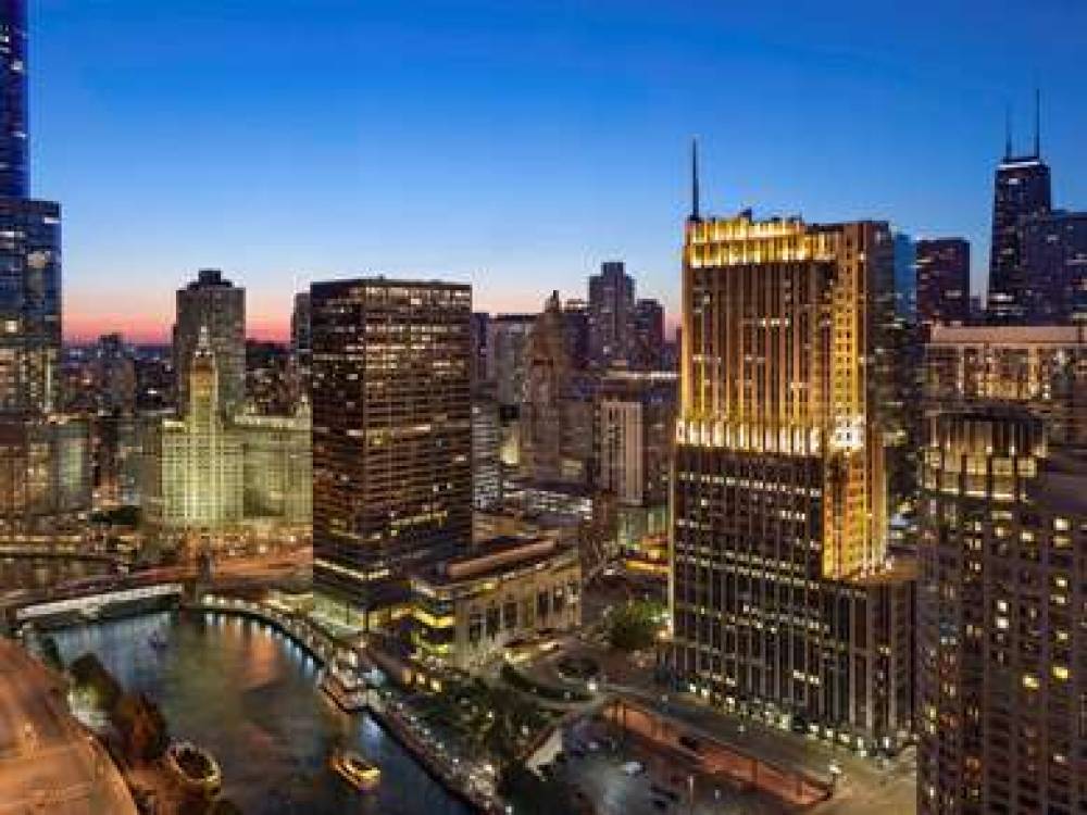 Swissotel Chicago 5