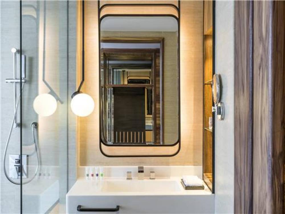 Swissotel Jakarta PIK Avenue 7