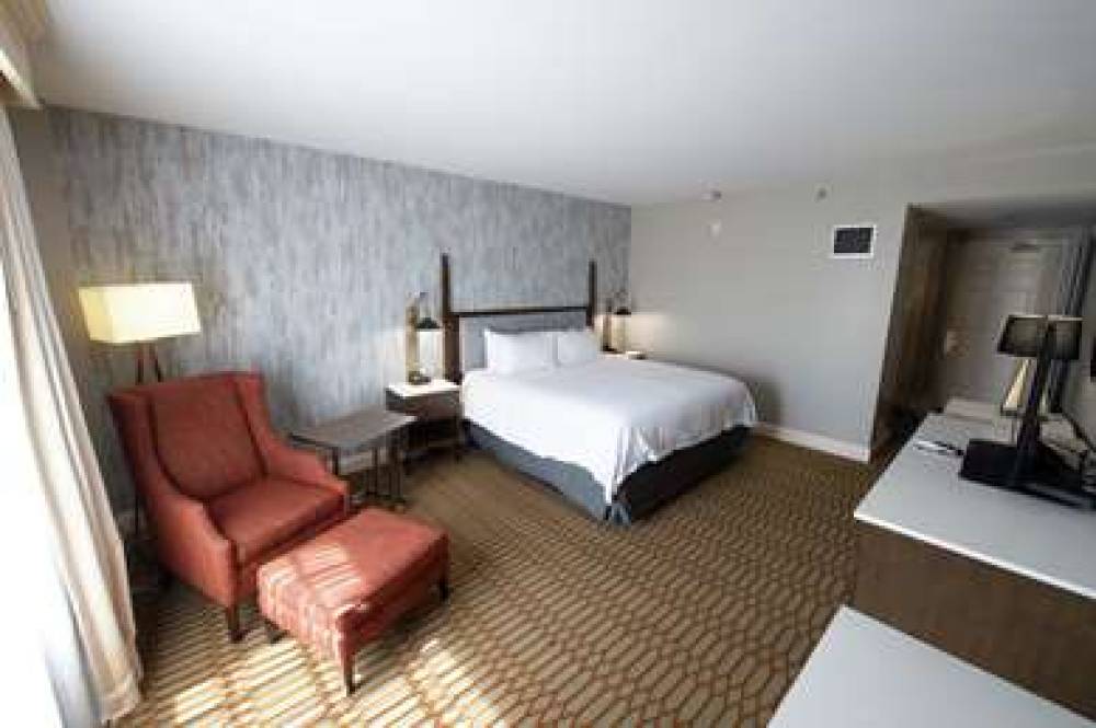 TAPESTRY HILTON VIRGINIA CROSSING 6