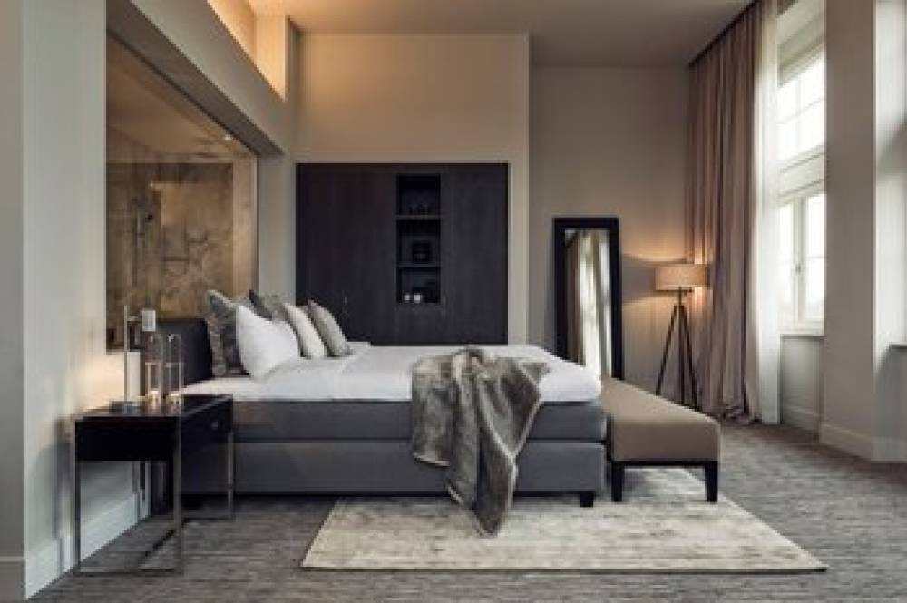TERHILLS HOTEL 6