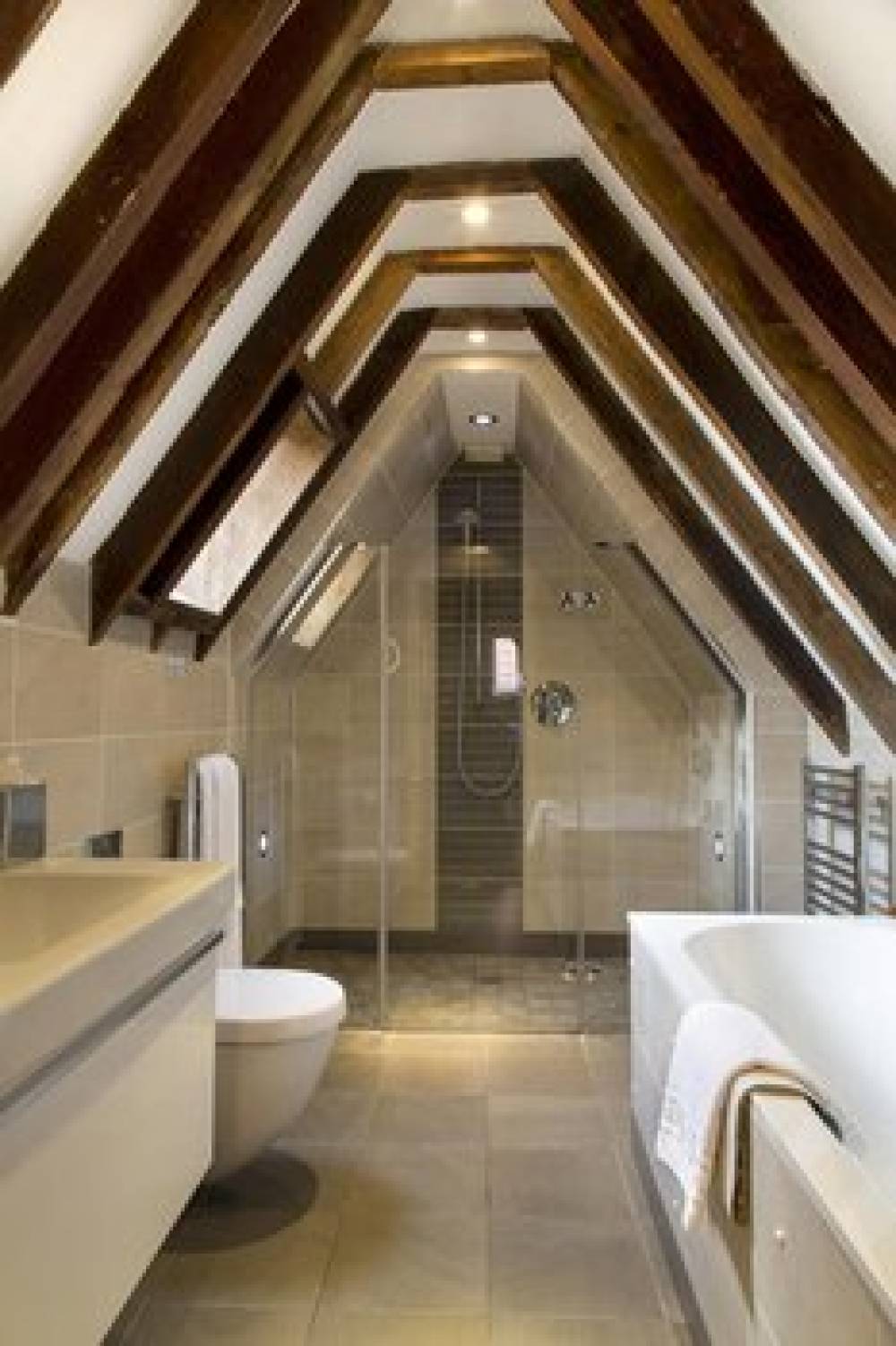 TEWIN BURY FARM HOTEL 8