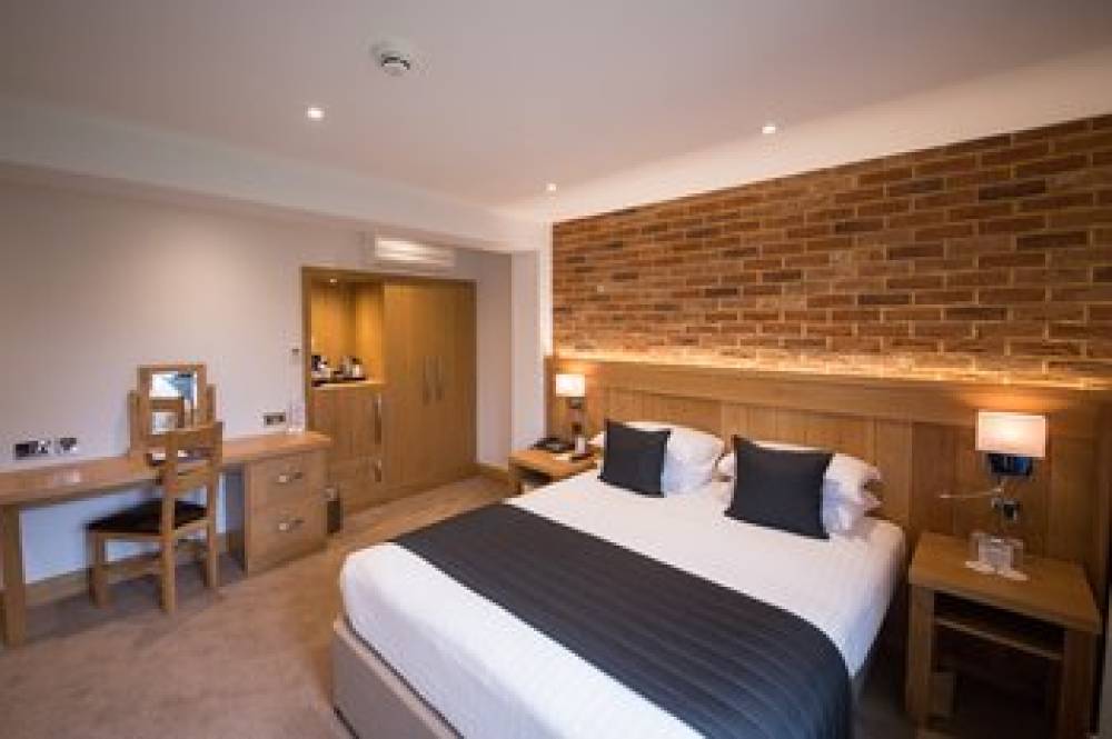 TEWIN BURY FARM HOTEL 2