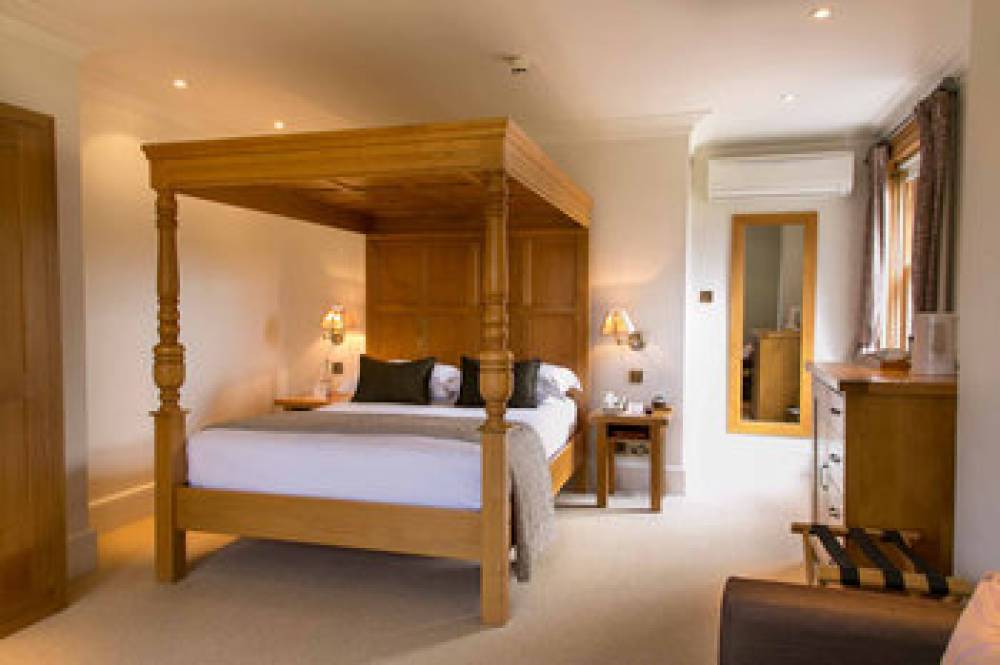 TEWIN BURY FARM HOTEL 9
