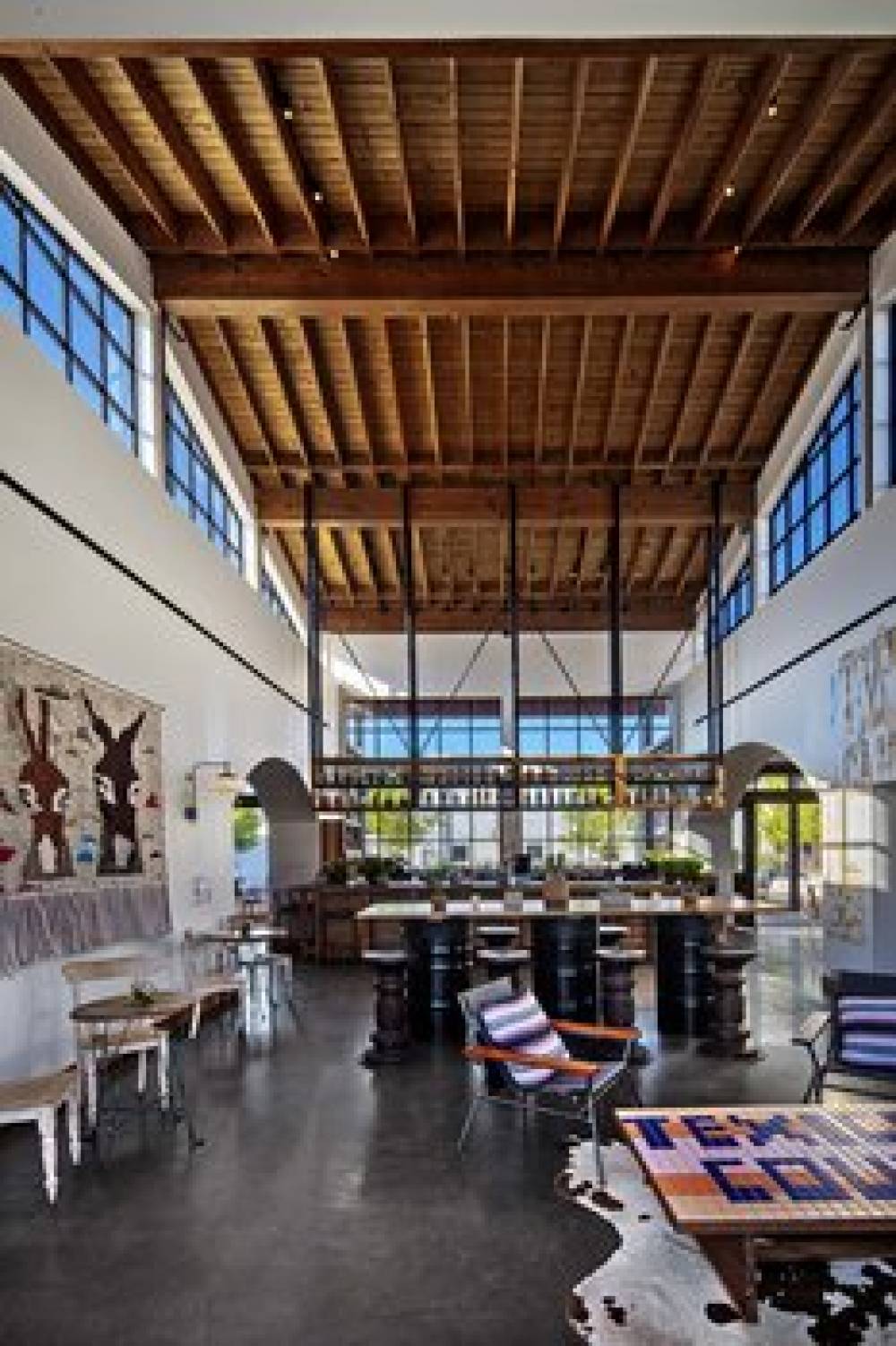 TEXICAN COURT HOTEL 6