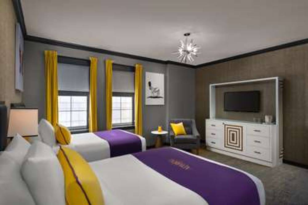 THE ADMIRAL HOTEL 9