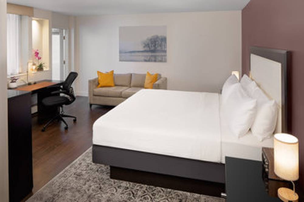 The Andrew Hotel 7