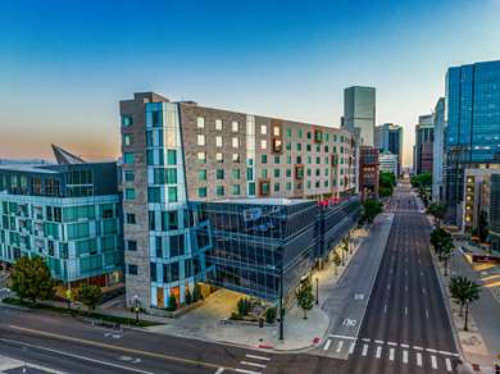 THE ART HOTEL DENVER, CURIO BY HLT 10
