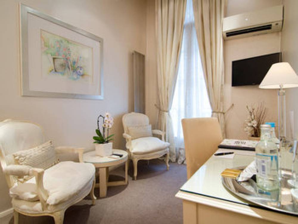 The Beaufort Hotel 9