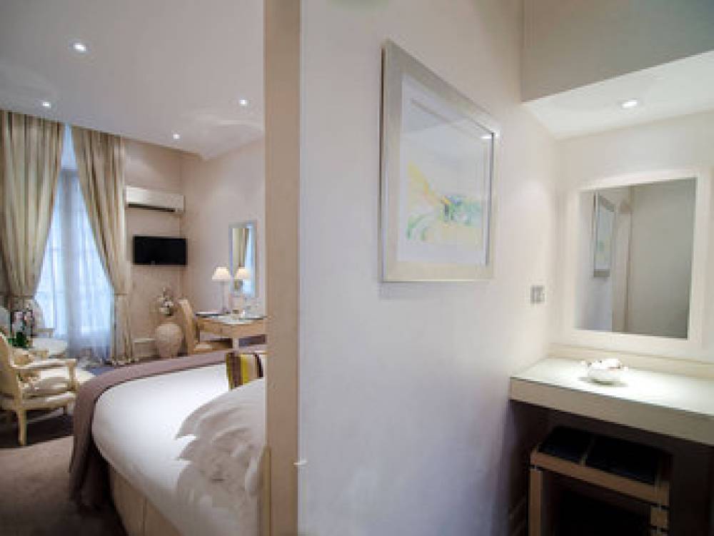 The Beaufort Hotel 10