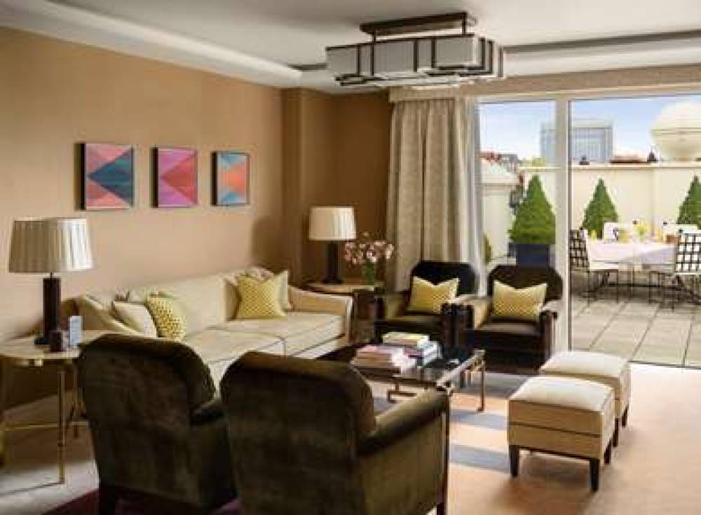 THE BEAUMONT HOTEL 6