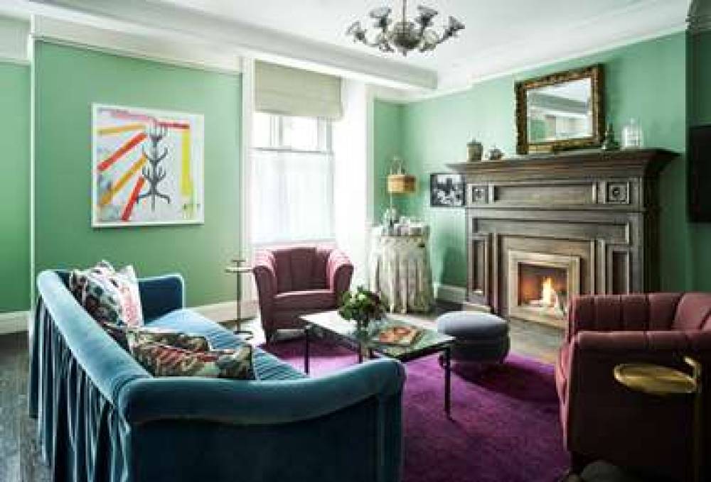 THE BEEKMAN 8