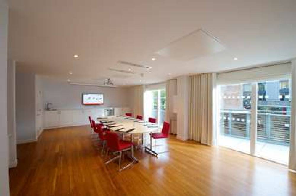 THE BERMONDSEY SQUARE HOTEL 8