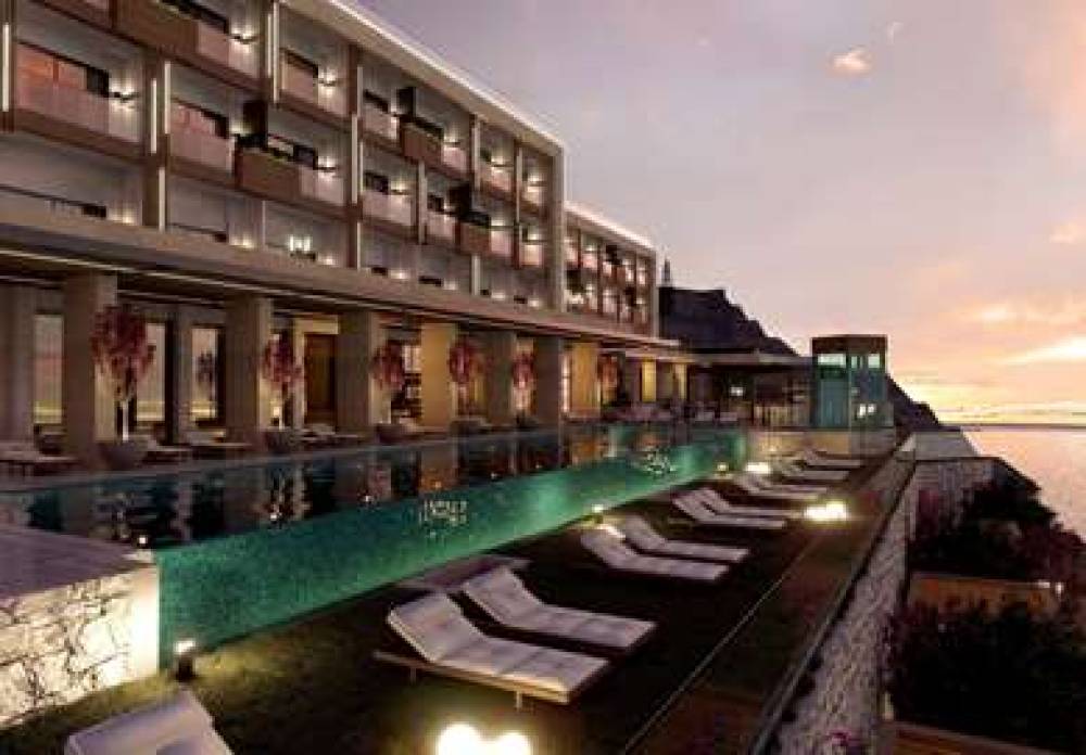 THE BO VUE HOTEL, CURIO HILTON 9