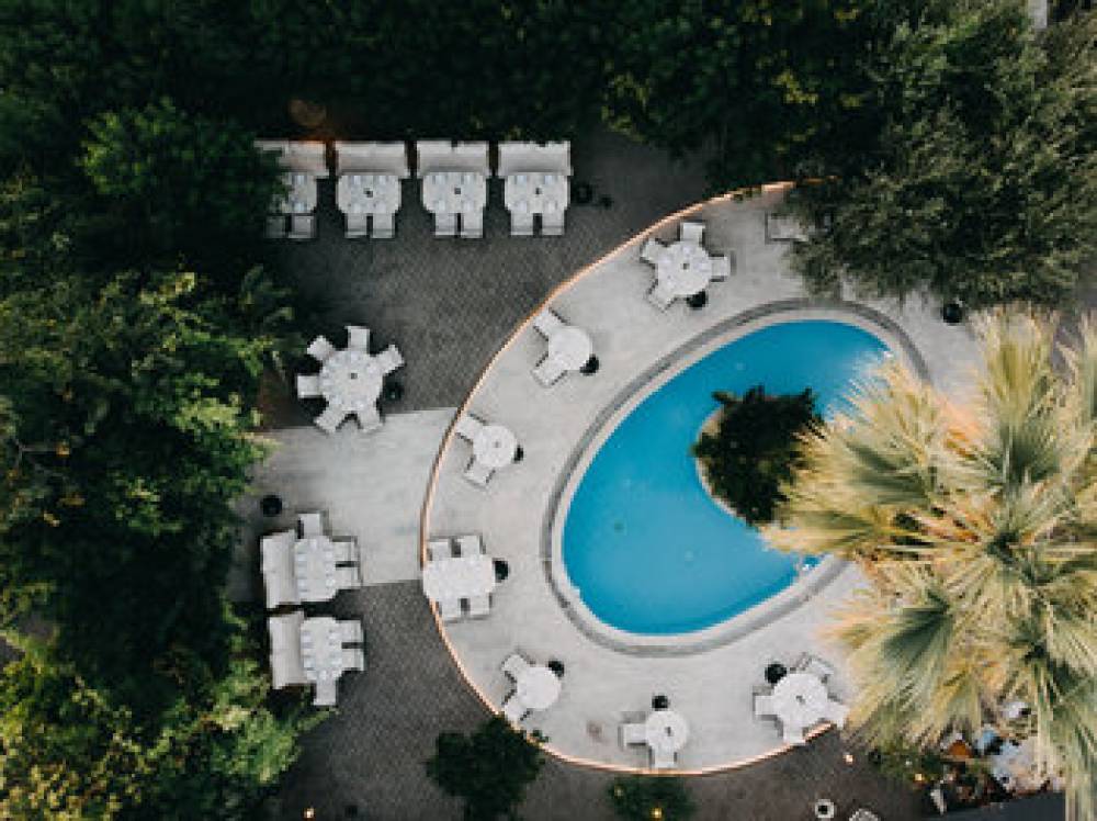 THE BOLD TYPE HOTEL 10