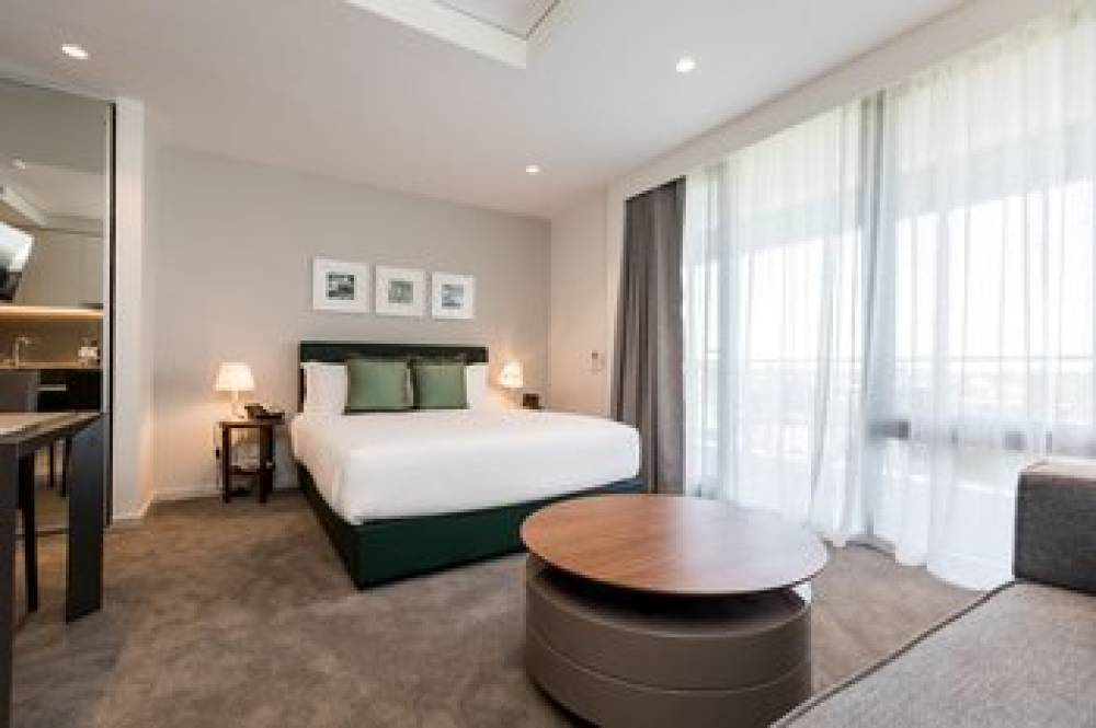 THE BRANKSOME HOTEL AND RESIDENCES 6