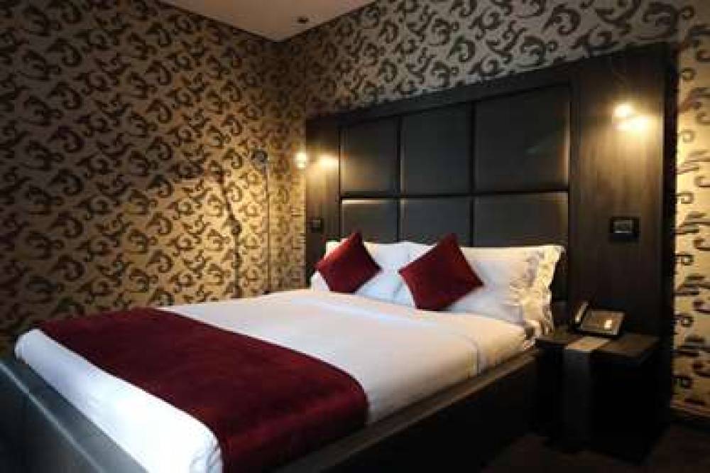 THE BRYSON HOTEL 10