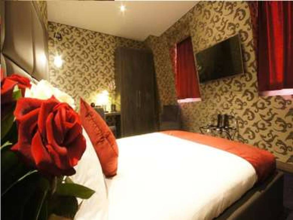 THE BRYSON HOTEL 9