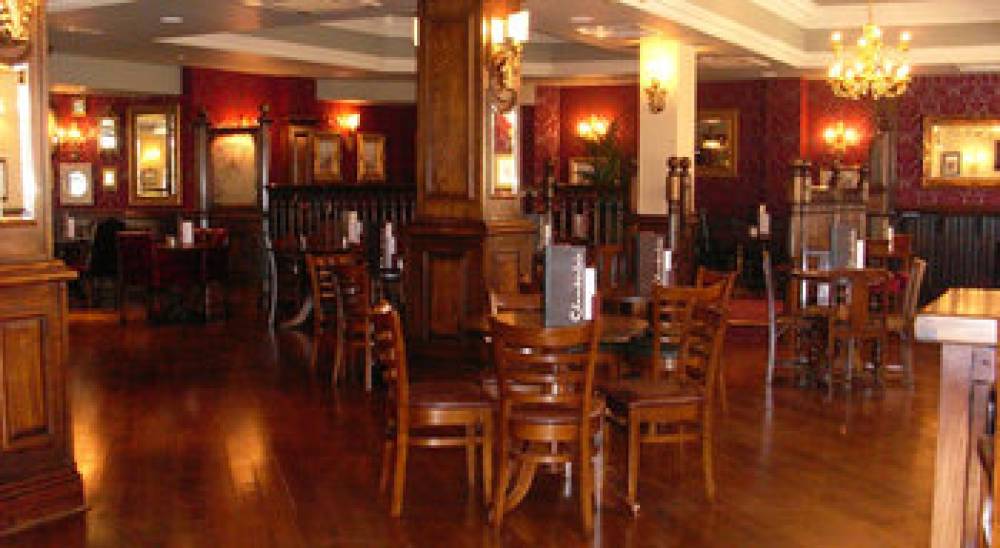 THE CHAMBERLAIN HOTEL 7