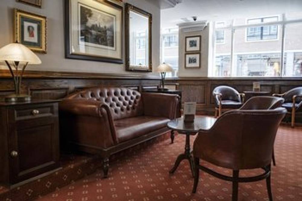 THE CHAMBERLAIN HOTEL 3